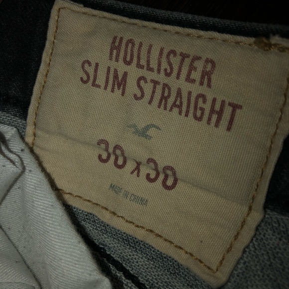 Hollister Jeans - Picture 2 of 2